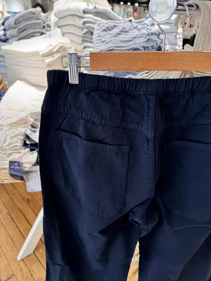 Pantalon de proximité bleu marine pour femme