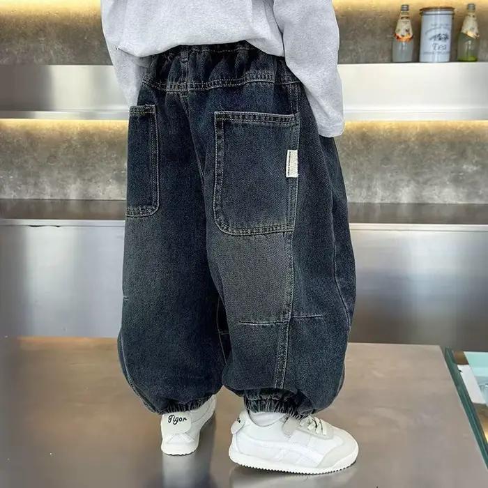 Jeans droits pour garçons