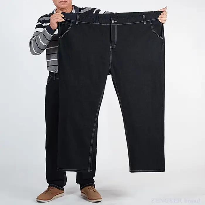 Jean ample et droit pour homme