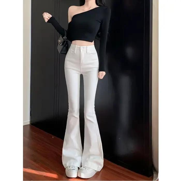 Jean évasé taille haute blanc pour femme