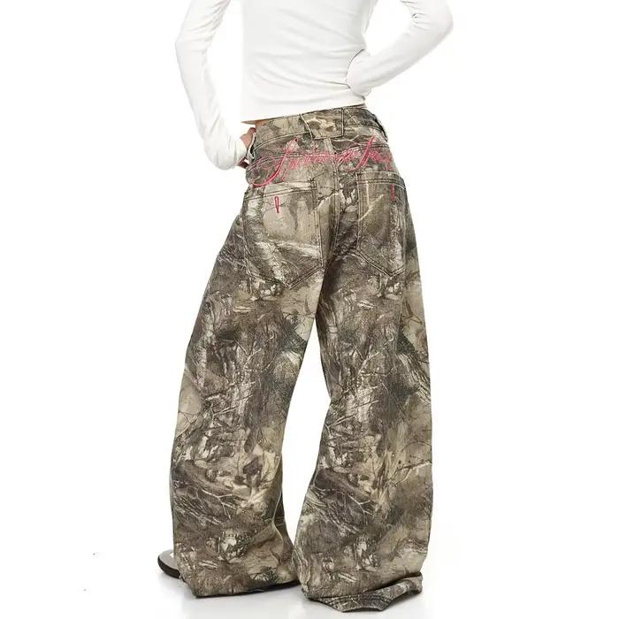 Jean camouflage brodé style streetwear américain pour homme et femme