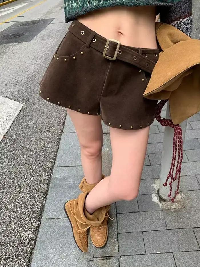 Short rétro à rivets pour femmes