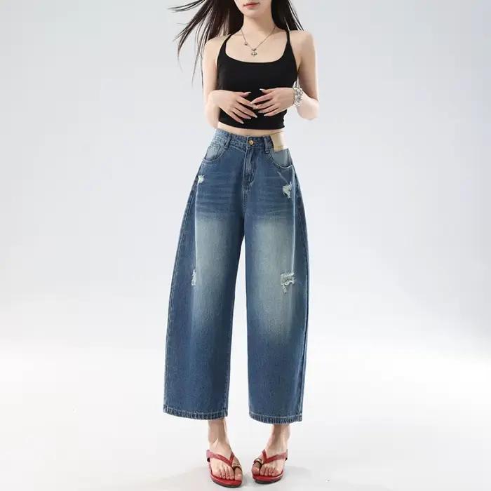 Jeans pour femmes, coupe droite