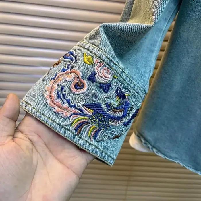 Chemise en jean femme 2025 nouveau printemps été broderie ample à manches longues dames hauts Style rétro mode coréenne