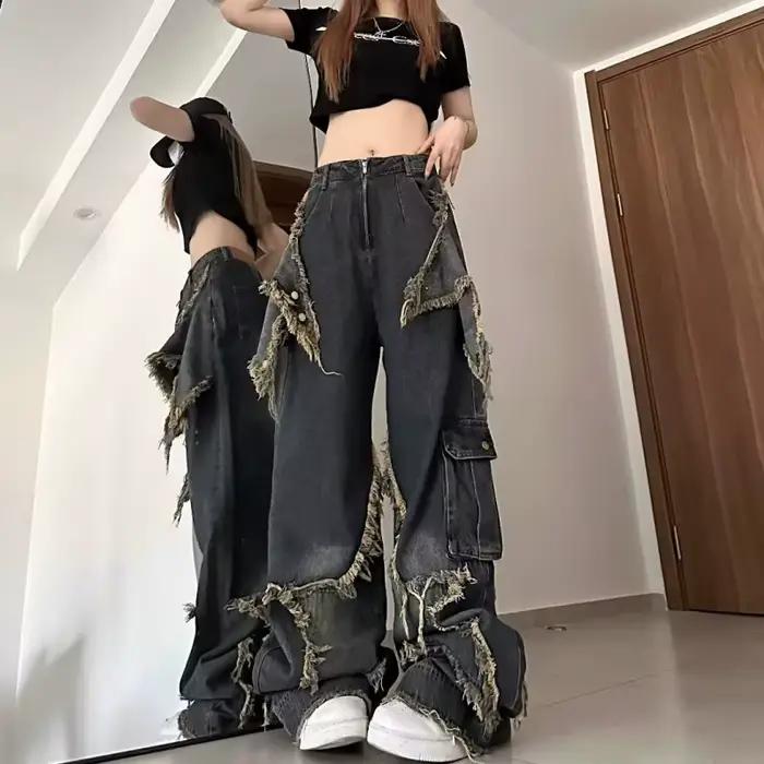Jean taille haute coupe droite ample avec motif étoile