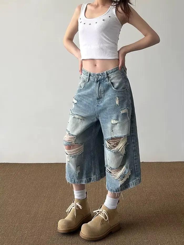 Jeans vintage déchirés à la mode