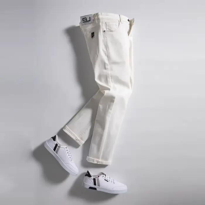 2025 hommes jean blanc mode décontracté Style classique coupe droite régulière pantalon doux mâle