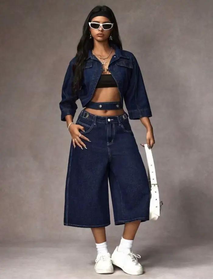 Jean Capri bleu foncé rétro à boucle réglable
