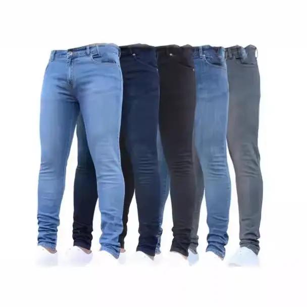 Jean populaire serré et personnalisé pour hommes style décontracté pantalon crayon toile adoucissante couleur unie ajustement régulier fermeture bouton volant 2024