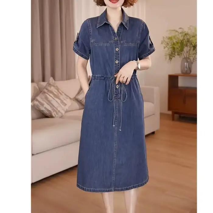 Robe en jean pour femme collection été 2026 coupe ajustée élégante décontractée avec poches pour soirées et sorties style vintage mode casual