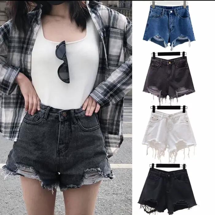 Shorts en jean blanc d'été