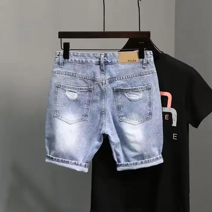 Shorts en denim bleu pour hommes, style coréen tendance, coupe cintrée, pantalon léger d'été, look décontracté, idéal pour les sorties estivales