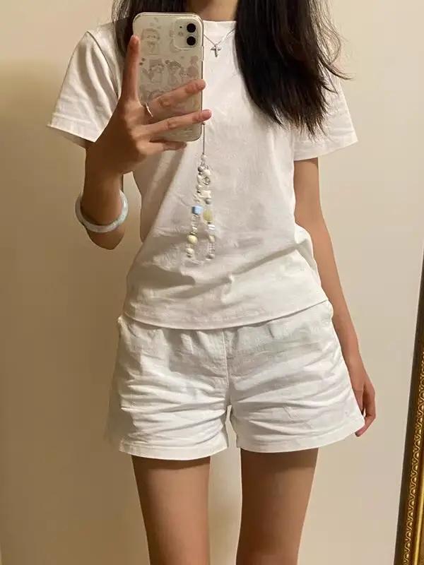 Shorts blancs élégants pour femmes junior en coton style harajuku décontracté et élégant pour les chaudes journées d'été