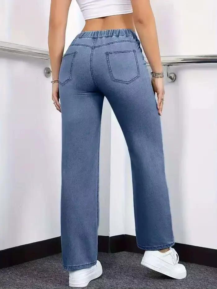 Jeans droits pour femmes