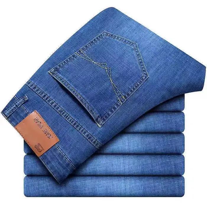 Jeans bleus pour hommes