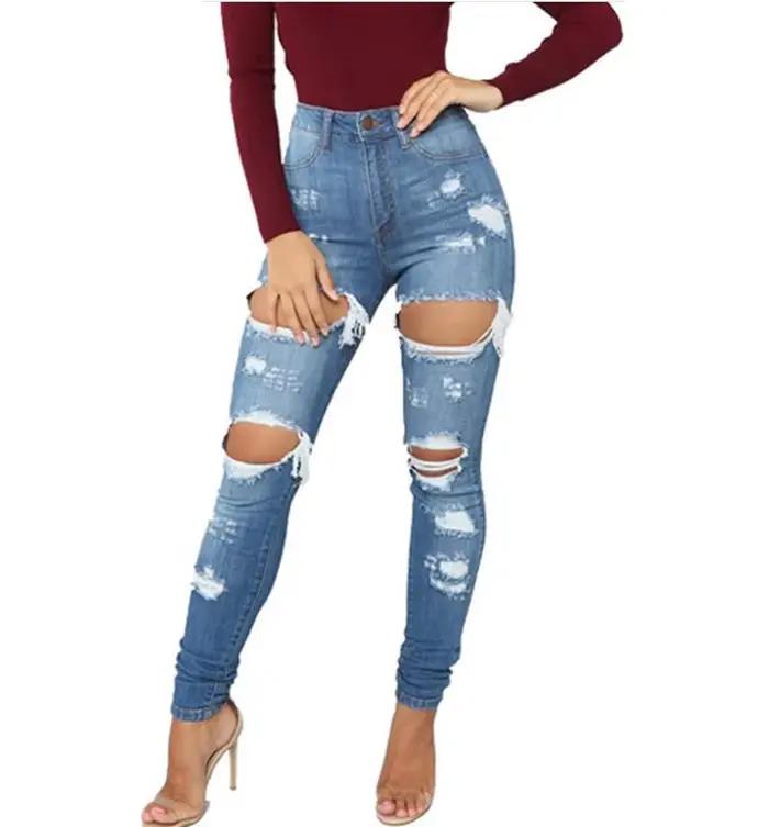 Jeans déchirés pour femmes