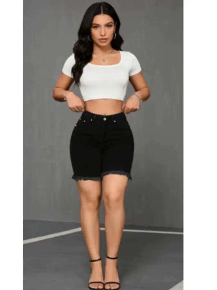 Shorts en jean noir pour femme