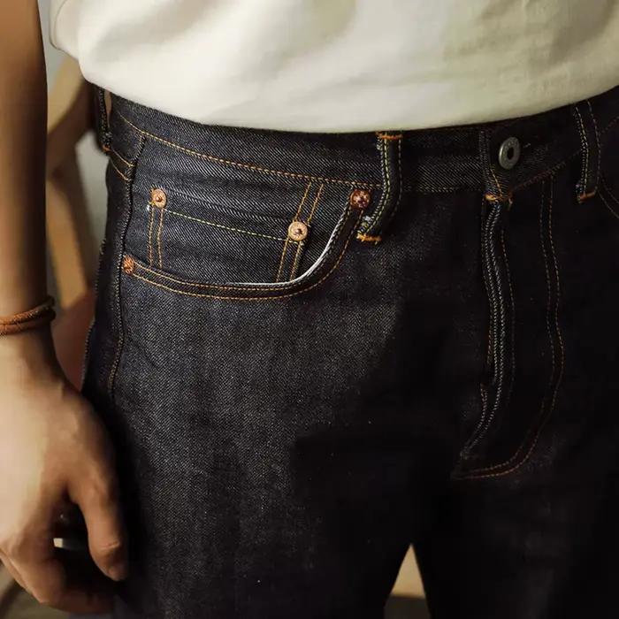 55501 Red Tornado Super qualité Indigo lisière pantalon non lavé coupe ample non sanforisé Jean en Denim brut 14oz
