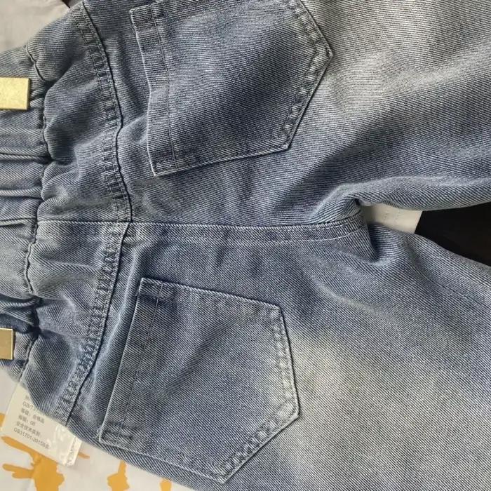 Jeans pour enfants 2026 Printemps et automne Dessins animés Garçons et filles Jeans en coton doux confortables Pantalons décontractés Pantalons pour bébés enfants