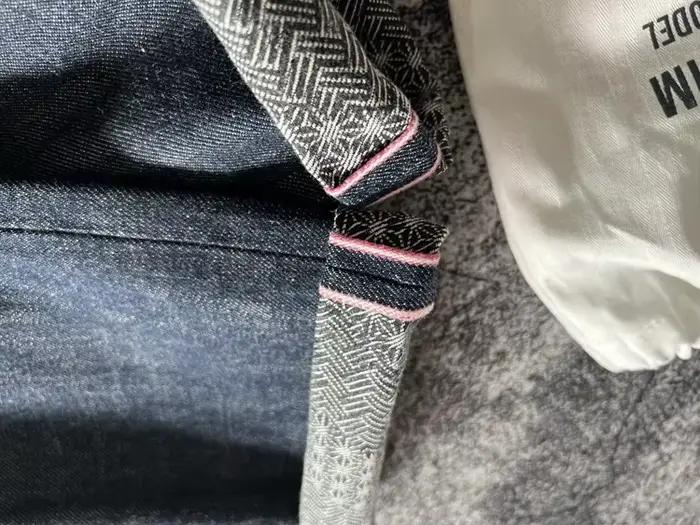 Jean en Denim Indigo à lisière épaisse et lourde de 15oz