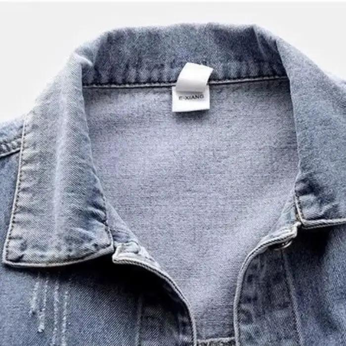 Manteau court en jean effiloché pour femme