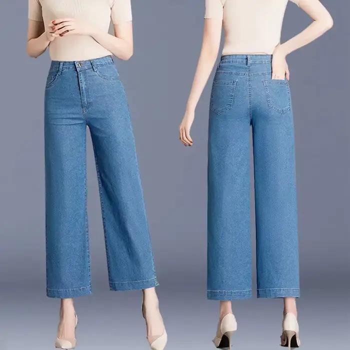 Jean fin en Denim pour mère d'âge moyen et âgée