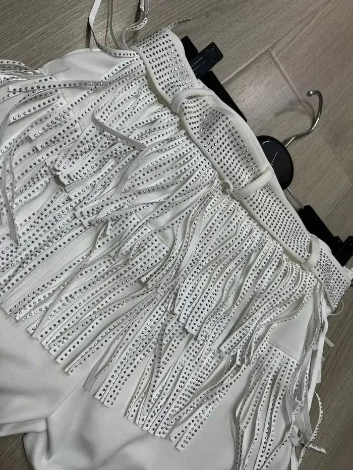 Short en jean noir à franges pour femme