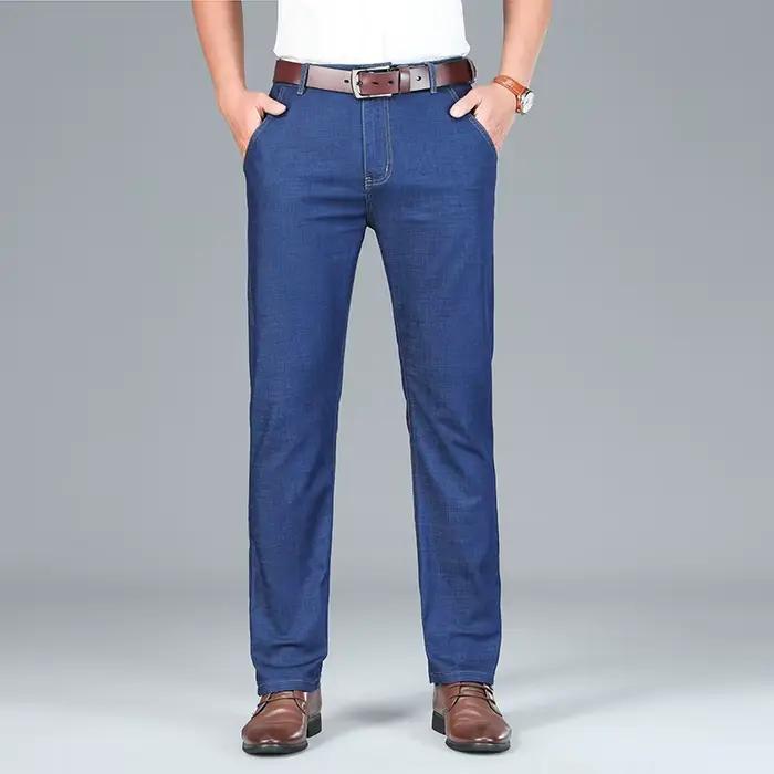 Jean en soie glacée pour homme