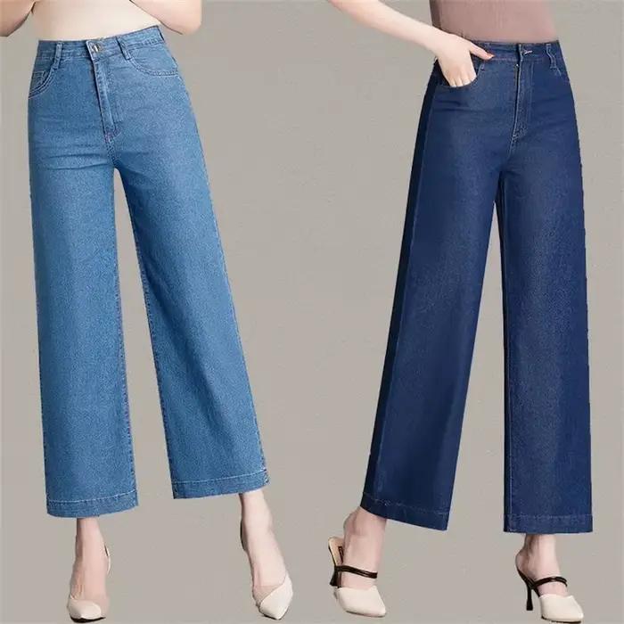 Jean fin en Denim pour mère d'âge moyen et âgée