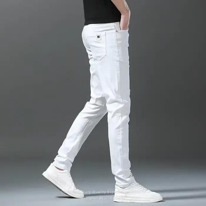 Vêtements de Marque Printemps-Été 2026 – Jean Homme 98% Coton Blanc Coupe Slim Droite Tendance Business Coréen –