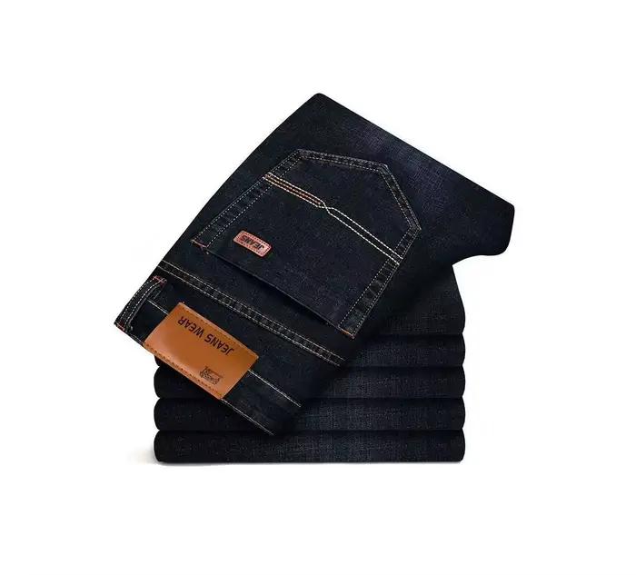 Nouveaux jeans pour hommes d'affaires