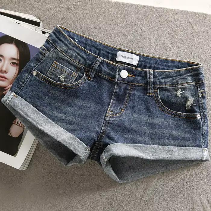 Shorts en jean taille basse Y2K moulants extensibles sexy super courts micro mini froncés effet galbant été 2026 pour femmes occasions spéciales