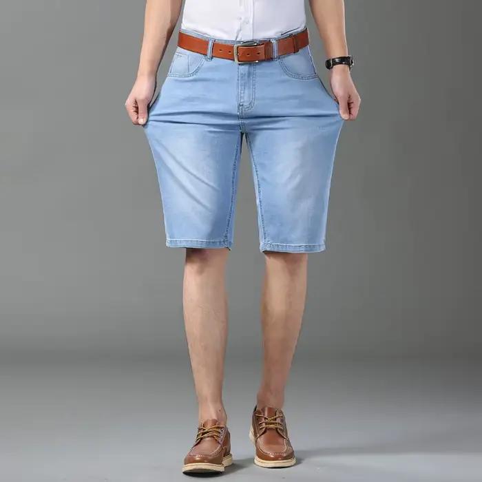 Shorts denim homme stretch bleu ciel élégants et décontractés pour l'été occassions détendues